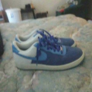 Nike shoes